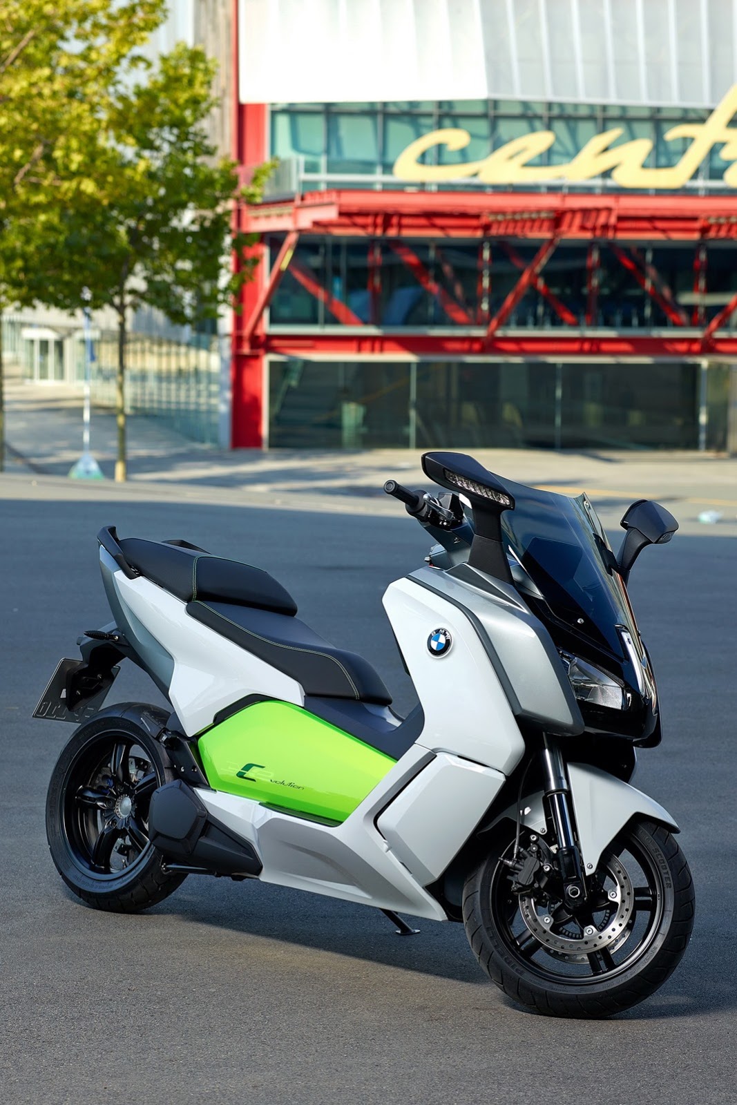 [BMW-Electric-Scooter-29%255B5%255D.jpg]