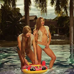 Angelica Jaramillo y Sofia Jaramillo Desnudas En Cinema + Angelica Jaramillo y Sofia Jaramillo Desnudas En Cinema + Foto 6