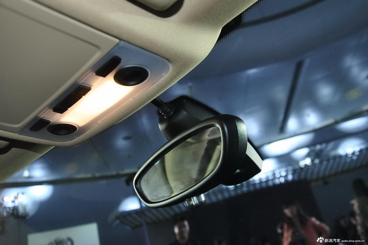[Zinoro-BMW-1E-27%255B2%255D.jpg]