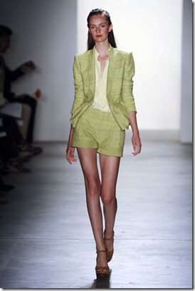 ERIN-FETHERSTON-SPRING-RTW-2011-PODIUM-015_runway