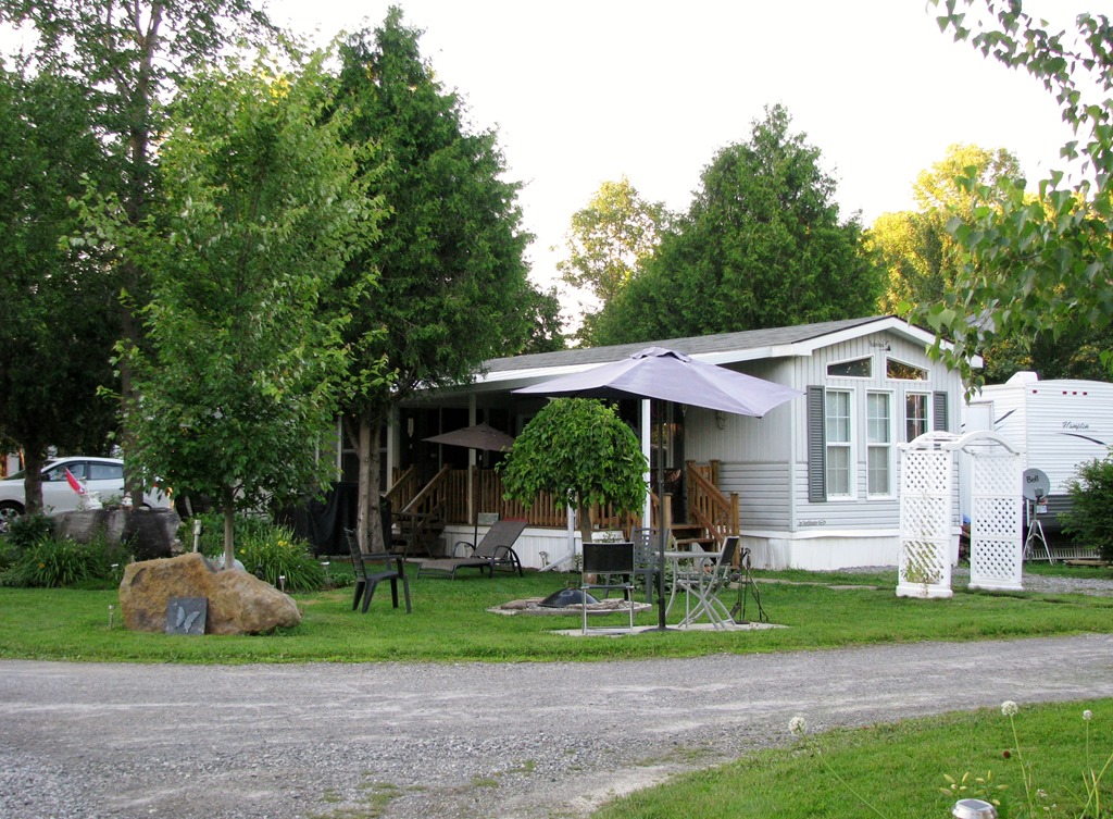 [5999%2520Ottawa%2520Sleepy%2520Cedars%2520Campground%2520-%2520a%2520walk%2520through%2520the%2520campground%255B3%255D.jpg]