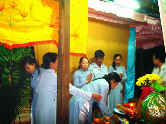 XuyenMocDieuTangNhaAnhViet_12.JPG