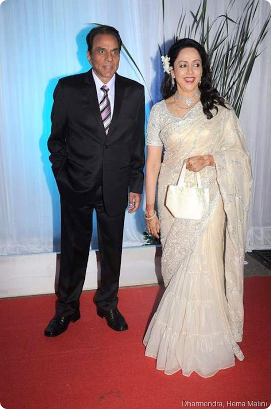 Exclusive Photos of Esha Deol's wedding reception3