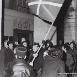 1973: la première  manifestation  devant l'hotel de ville de Bayonne