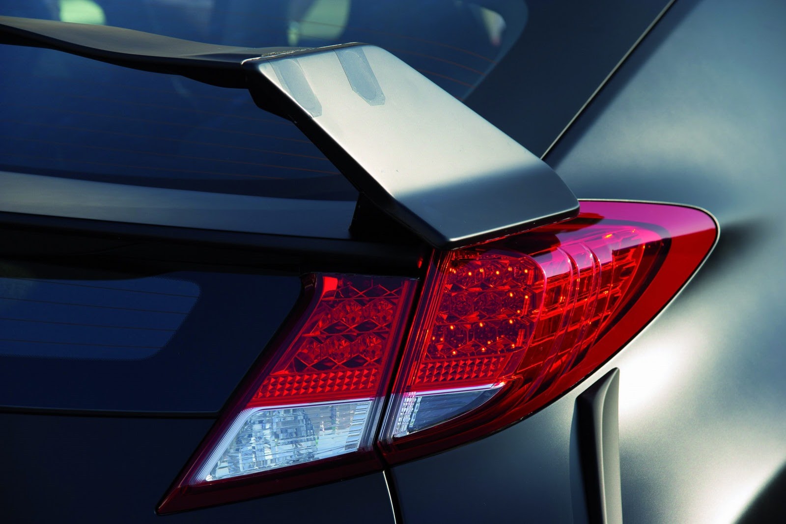 [2015-Honda-Civic-Type-R-Turbo-27%255B2%255D.jpg]