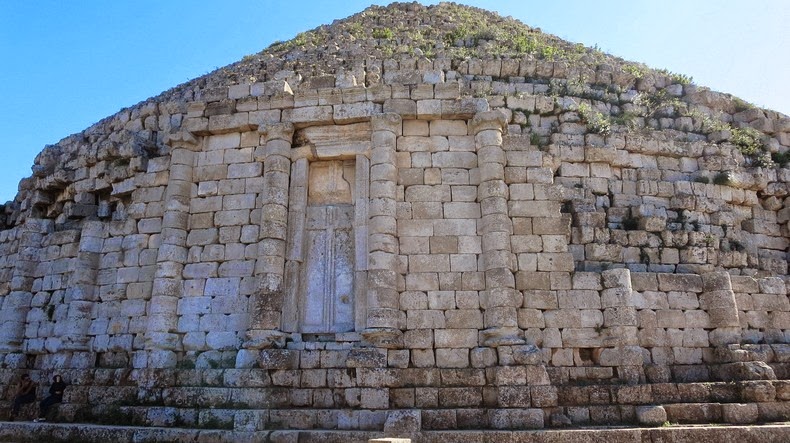 royal-mausoleum-of-mauretania-3