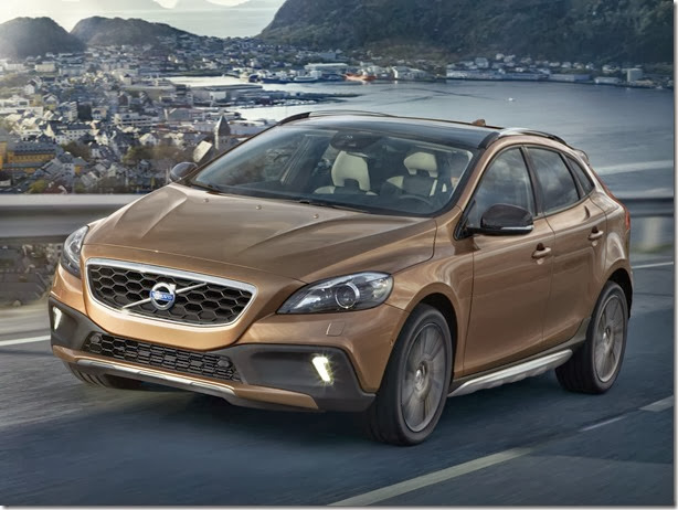 autowp.ru_volvo_v40_cross_country_3[3]