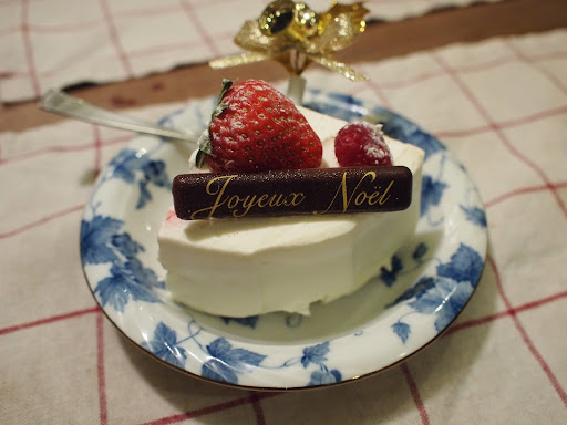 [写真]アンリ・シャルパンティエのケーキ