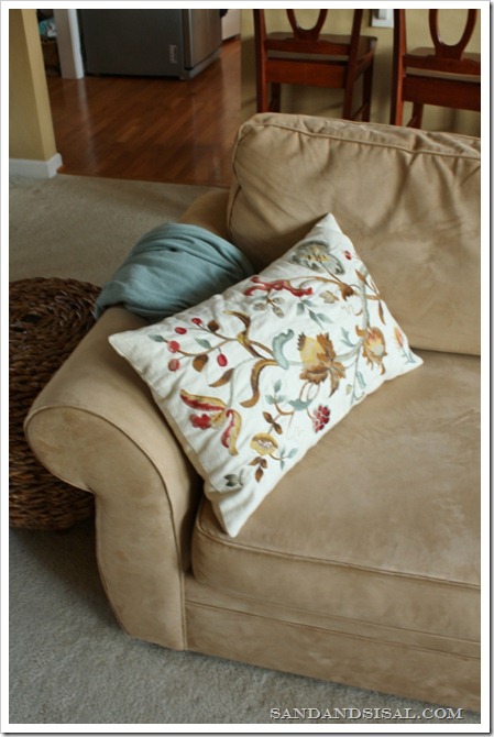 Pottery Barn Embroidered Pillow (533x800)