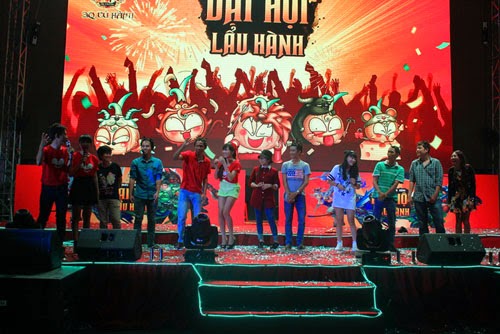 Giao luu voi Miss Anh Cu Hanh 2.jpg