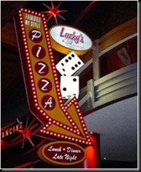 lucky's-lounge