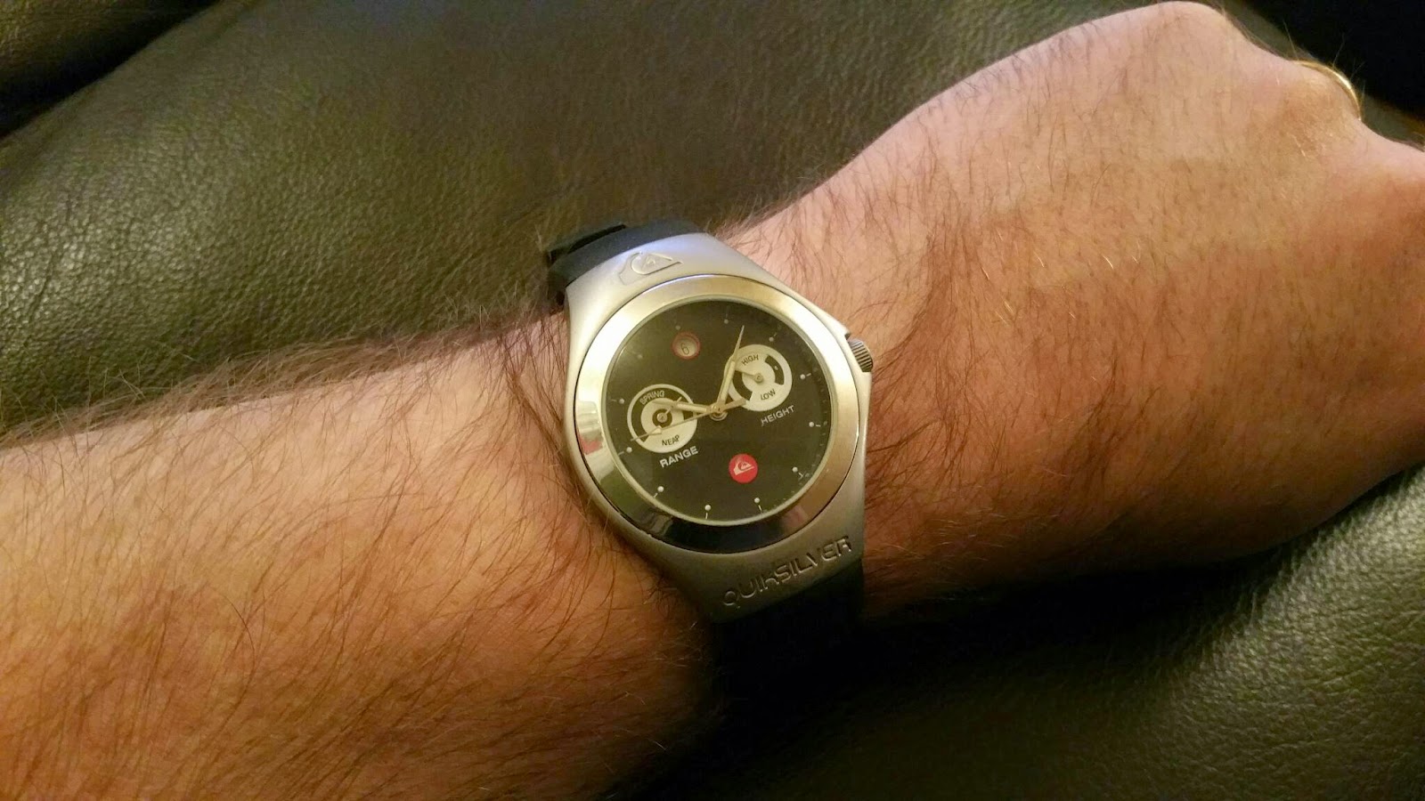 quicksilver tide watch