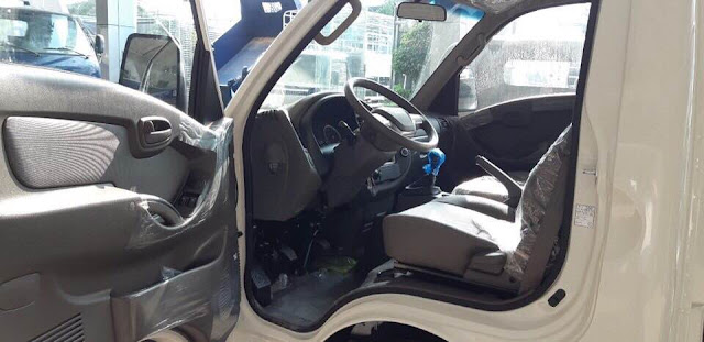 Cửa mở xe Hyundai 1,5 tấn thành công Cửa mở xe Hyundai 1,5 tấn thành công