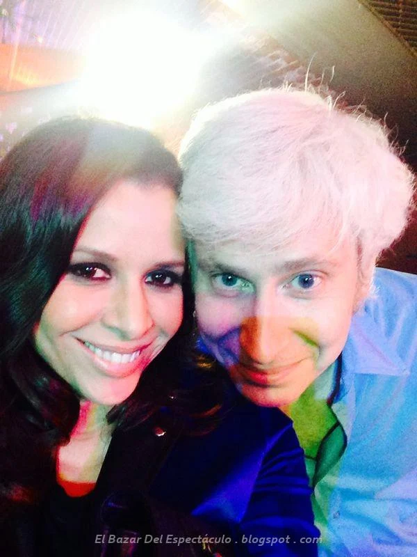 CAP 20-21 selfie julieta ortega juan di natale.png