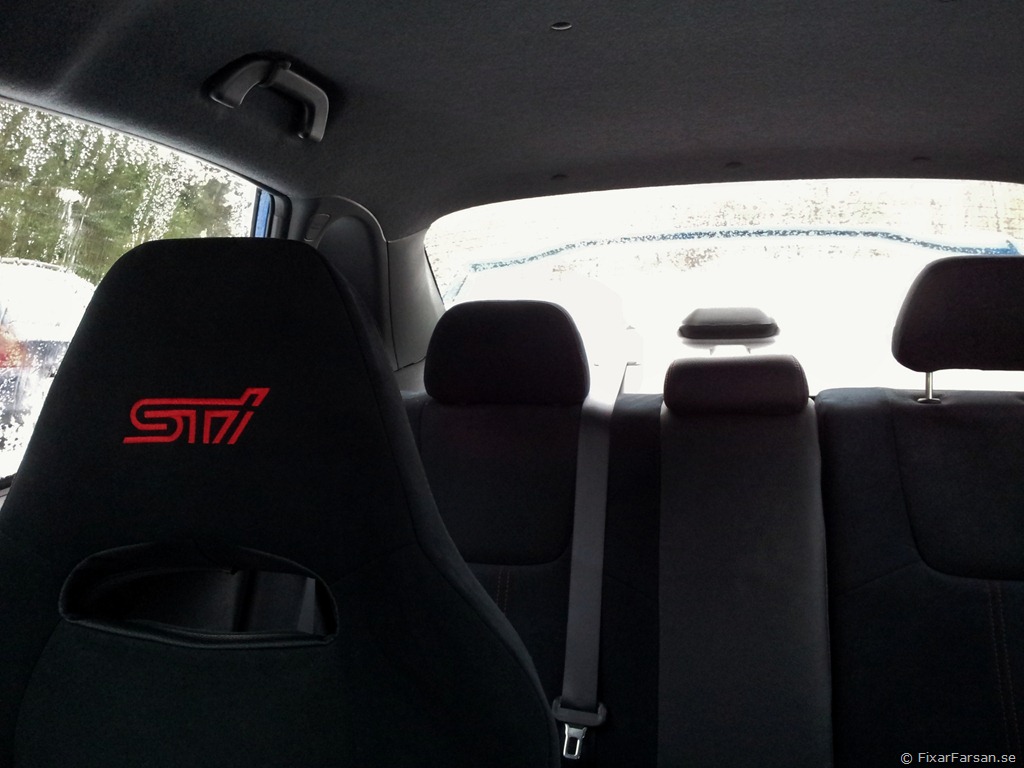 [Bak%25C3%25A5tsikt-Subaru-STI-Racing-Vinge-FramStolar-SittKomfort%255B7%255D.jpg]