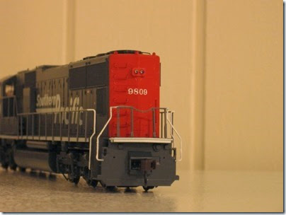 IMG_0729 Athearn Genesis SD70M Southern Pacific #9809