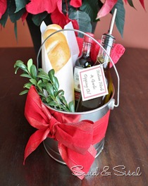 Garlic & Herb Dipping Oil Hostess Gift Pail 