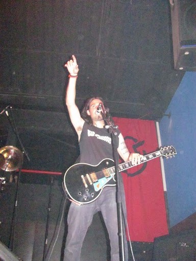 [18-12-2010%2520By%2520Solucha%2520Adriel%2520%25288%2529%255B2%255D.jpg]