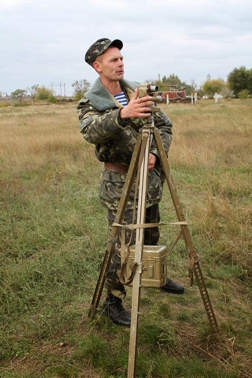 Военнослужащие украинской армии во время учений Военнослужащие украинской армии во время учений