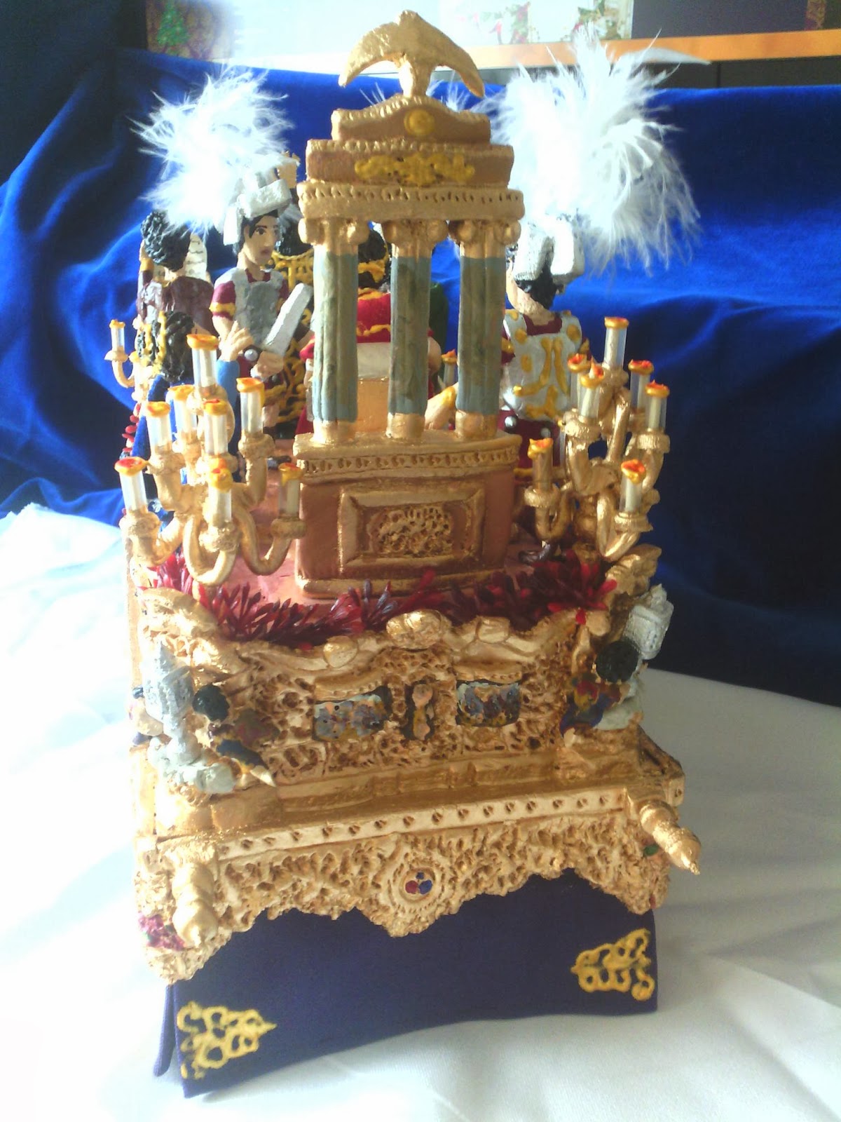 Miniaturas Cofrades: Imagenes de Sentencia Macarena