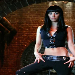 Wallpapers De Kaley Cuoco Foto 13