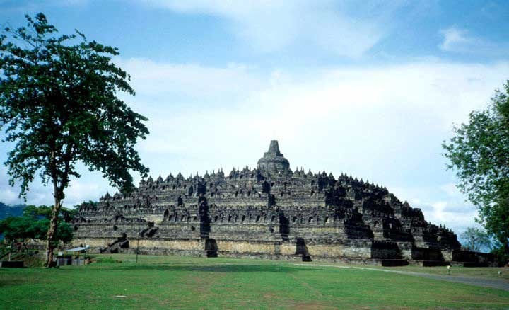 [Borobudur-Temple-2%255B3%255D.jpg]