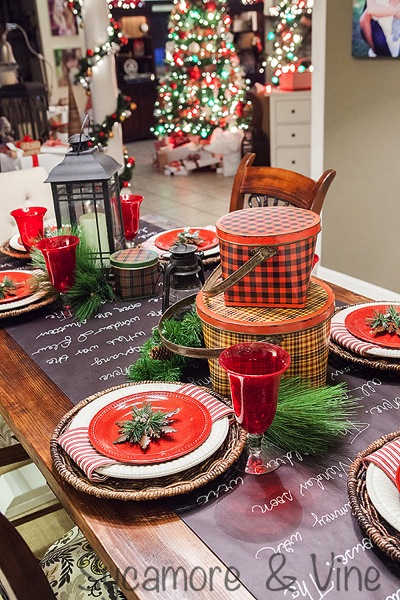 Plaid country Christmas Dining Room Table Decor