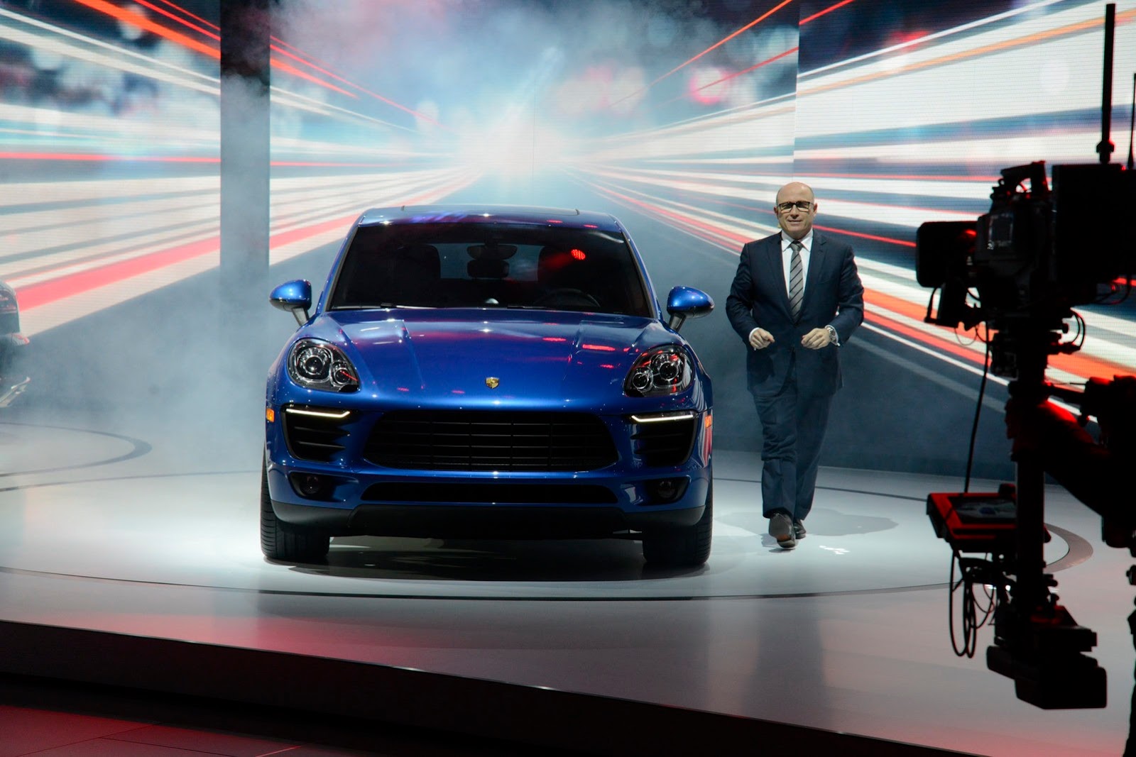 [2013-Los-Angeles-Auto-Show-302%255B2%255D.jpg]