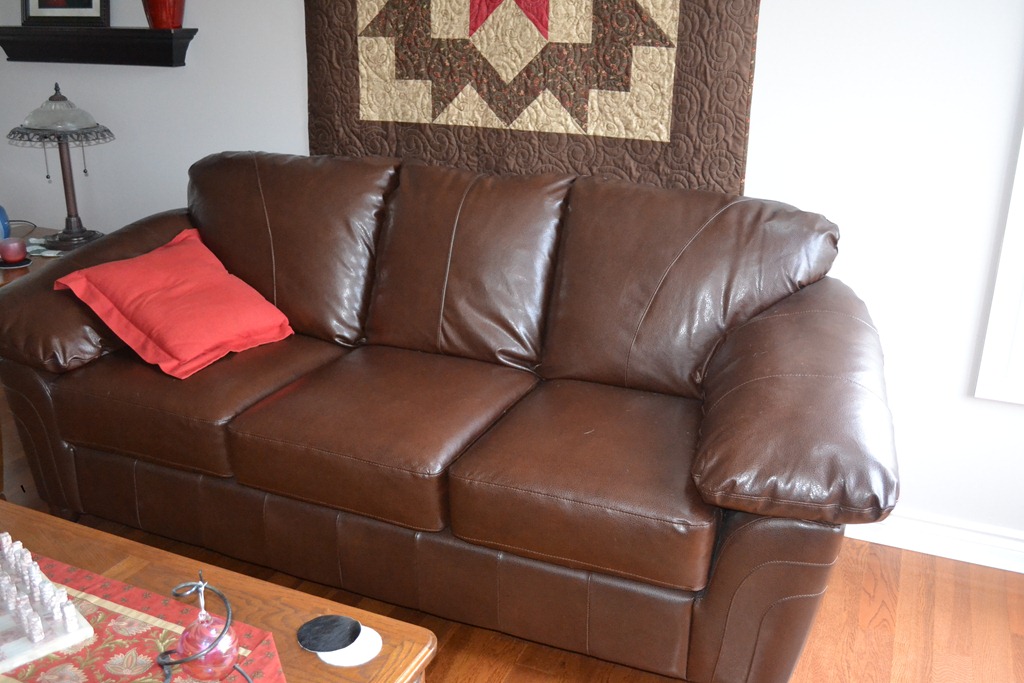 [Brown%2520couch%255B5%255D.jpg]
