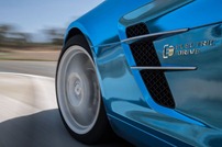Mercedes=Benz-SLS-AMG-Electric-Drive-2