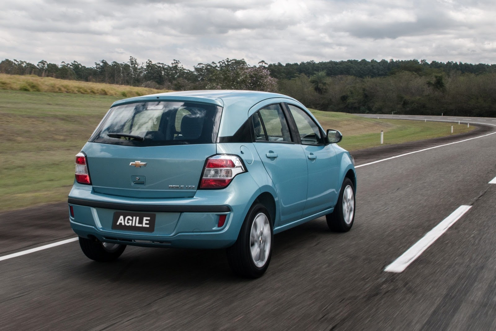 [2014-Chevrolet-Agile-7%255B2%255D.jpg]
