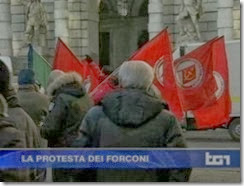 Das esquerdas às direitas . Italianos protestam por todo o país..Dez 2013