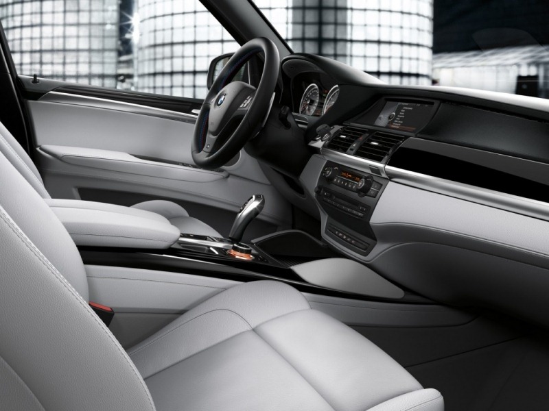[BMW_X5M_oficial_2012_05_800_600%255B2%255D.jpg]