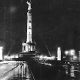 Siegessäule bei Nacht Berlin vor 1945