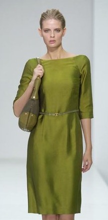 [hugo-boss-green-dress-profile.jpg]