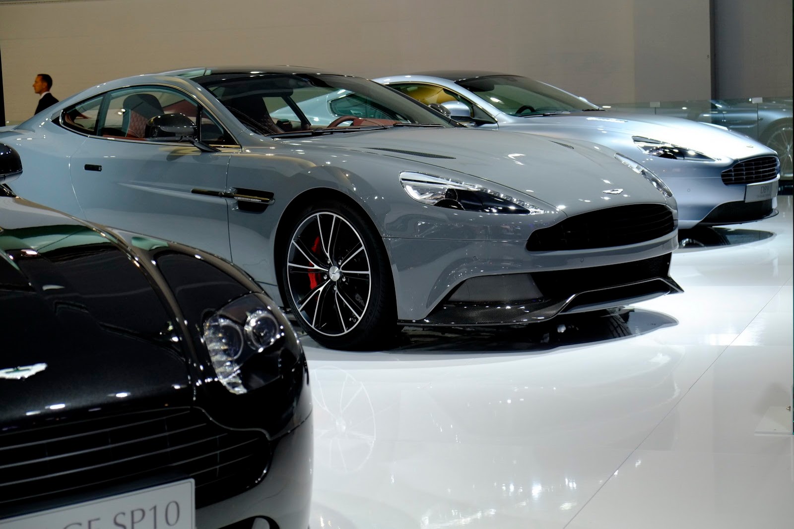 [Aston-Martin-2013-IAA-33%255B5%255D.jpg]