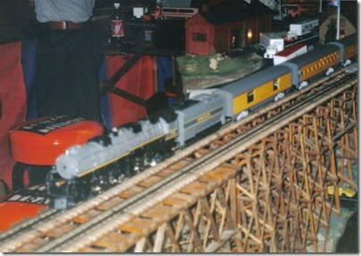01 Lionel Layout at the Lewis County Mall in January 1998