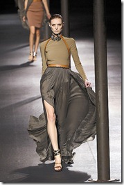 Lanvin-SPRING-2011-RTW-PODIUM-003_runway
