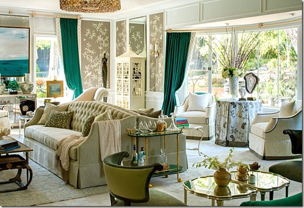 Emerald-Green-Curtains-In-An-Elegant-Living-Room
