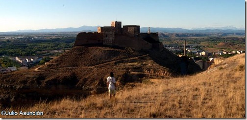 Castillo de Monzón desde el cerro de Santa Quiteria