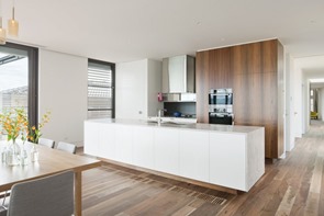 Hill House / Arquitectos Rachcoff Vella cocina-de-diseño-integrado
