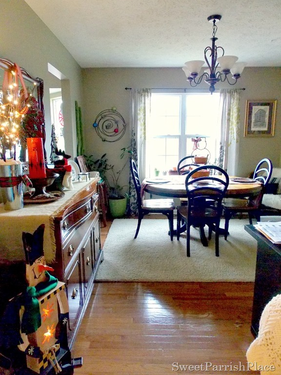 [christmas%2520dining%2520room3%255B3%255D.jpg]