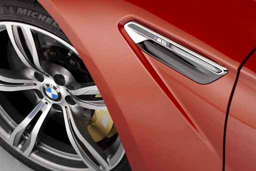 2012-BMW-M6-08.jpg