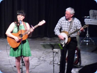 Country and Western Star, Tami Neilson accompanied by Paul Trenwith