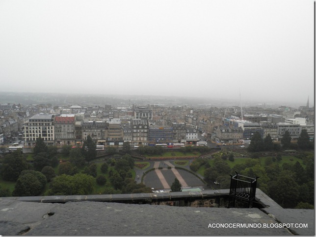 Edimburgo. vistas de la ciudad desde el Castillo-PA090494