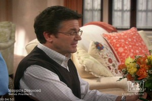 Happily Divorced Screen 04