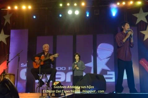 Gustavo Abdala y sus hijos.jpg