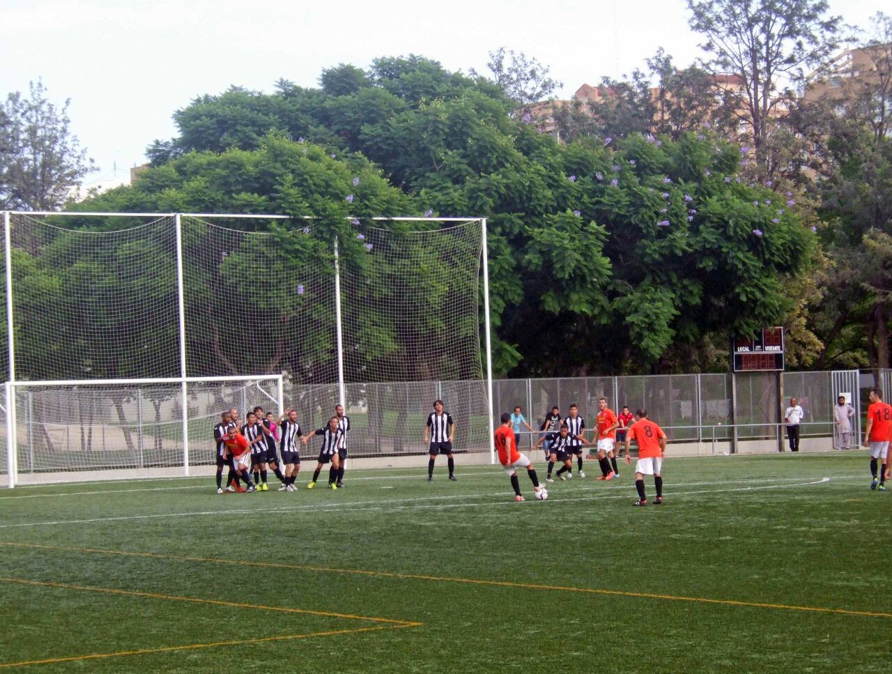 "Si perdemos seremos los mejores, si ganamos seremos eternos" Galería
