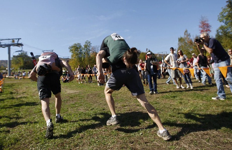 wife-carrying-chamionship-2