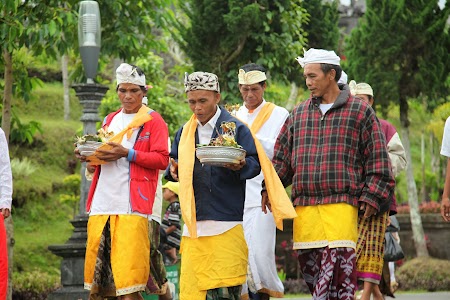Ceremonie Templu Mama Bali